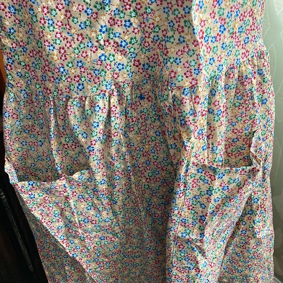 Dress - Picture 3 of 4